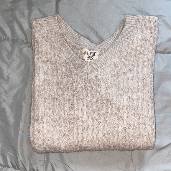 Sweater - Picture 3 of 3